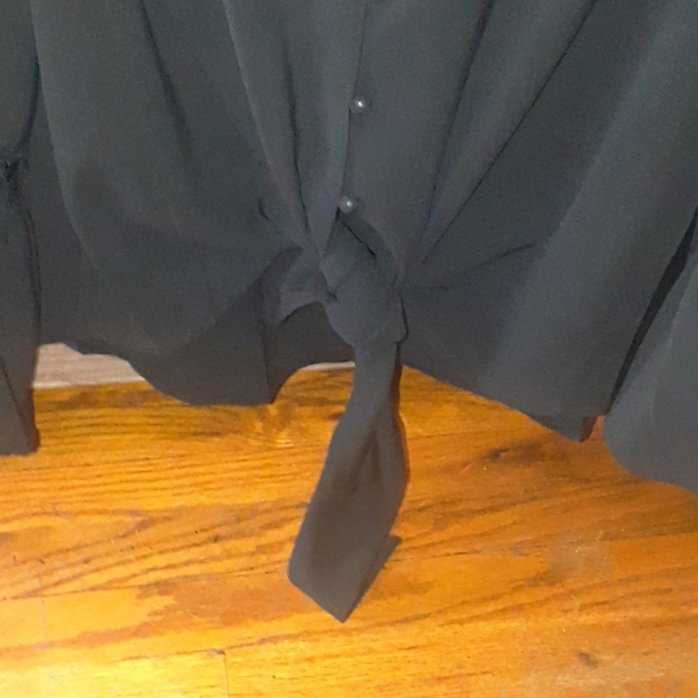 Blouse - Picture 3 of 4